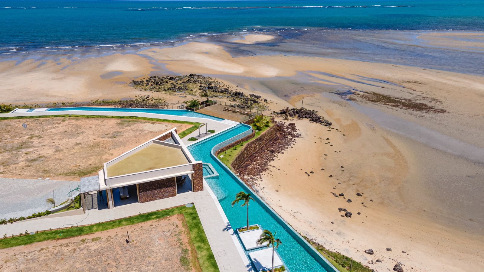 Casa de Pedra Beach Residence — 6 lotes frente-mar